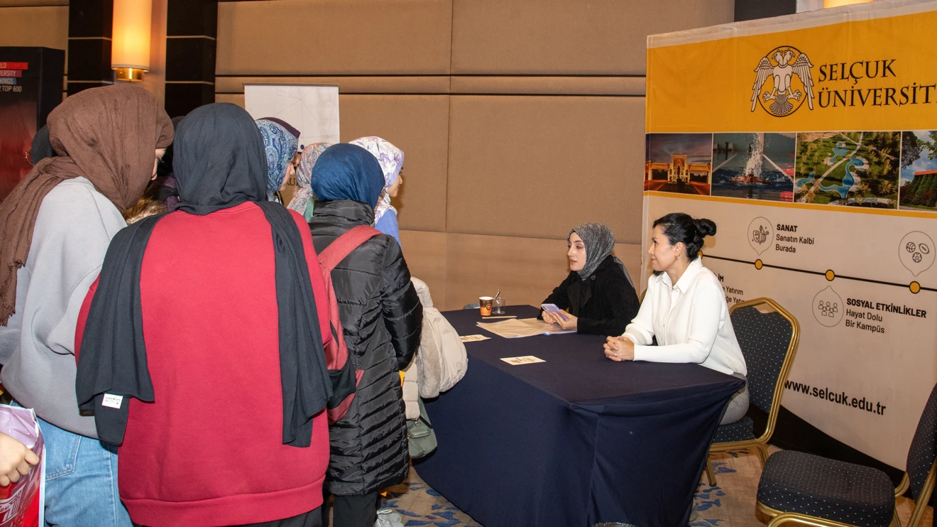 Selçuk Üniversitesi standı Konya Tercih Günleri’nde yoğun ilgi gördü
